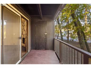 Main picture of 2605 Woodstone Pl