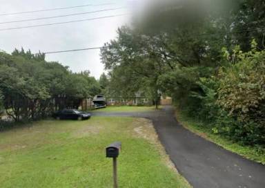 Main picture of 615 Bonham Ave