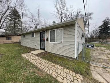 Main picture of 601 E 48th Ave