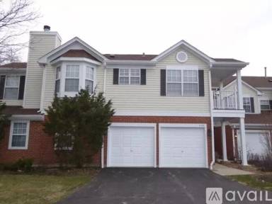 Main picture of 928 Ann Arbor Ln