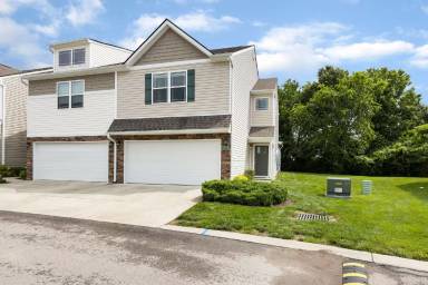 Main picture of 6065 Hillside Ln