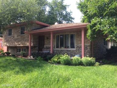 Main picture of 5890 Virginia Ave
