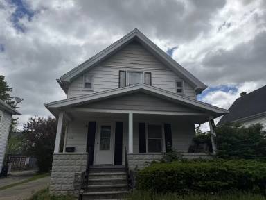 Main picture of 4112 Caroline Ave