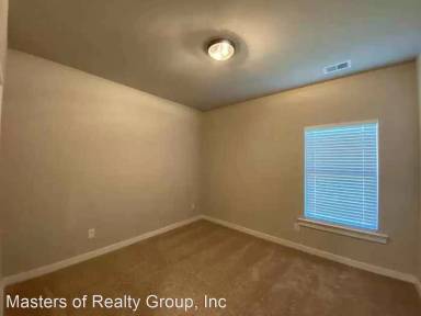 Main picture of 170 Avalon Way