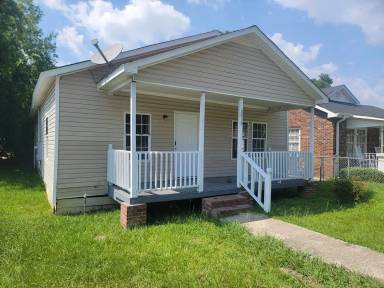 Main picture of 2015 Grand Blvd