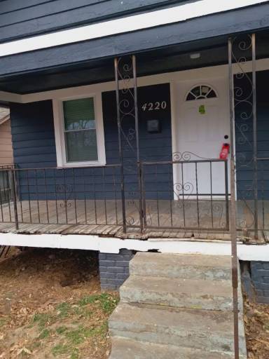 Main picture of 4220 Monroe Ave