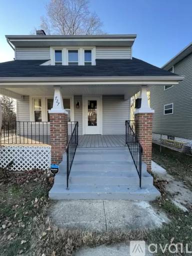 Main picture of 717 S Terrace Ave