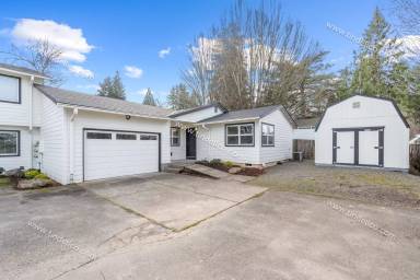 Main picture of 8019 SW 35th Ave