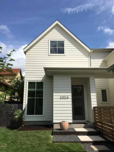 Main picture of 2212 Iva Ln