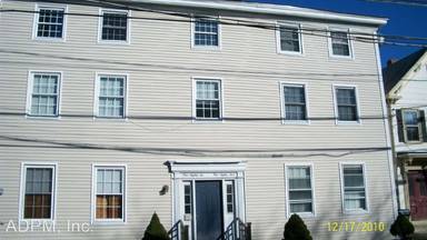 Main picture of 182 Merrimac St