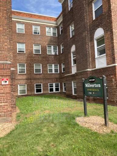 Main picture of 14315 & 14401 Milverton