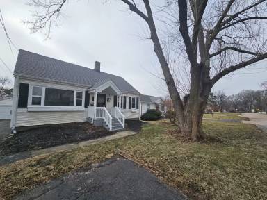 Main picture of 15316 S Corbin St