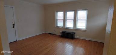 Main picture of 4705-21 W Burleigh 3065 47