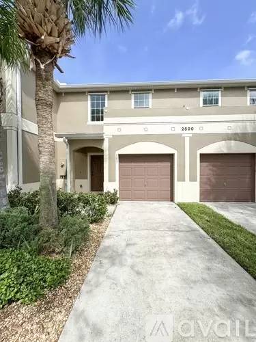 Main picture of 2500 Revolution St