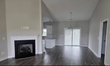 Main picture of 210 Dunbar Hill Dr