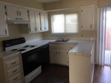 Main picture of 4464 Dorset St