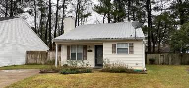 Main picture of 13 Brandy Ct S
