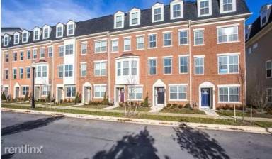 Main picture of 7102 Proclamation Pl