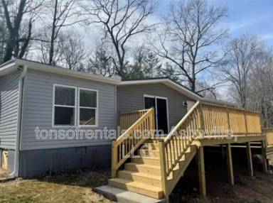 Main picture of 70 Woodscape Dr