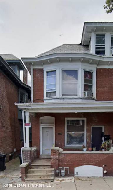 Main picture of 2138 Green St