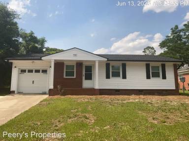 Main picture of 4402 Atlantic Ave