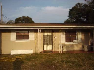 Main picture of 4225 Edgewater Dr