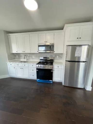 Main picture of 173 E Merrimack St
