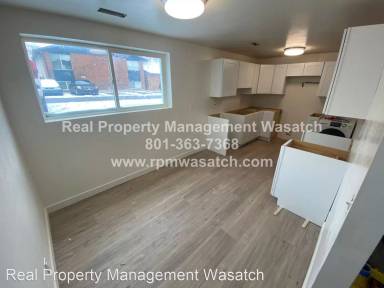 Main picture of 4661 S Arlington Park Dr