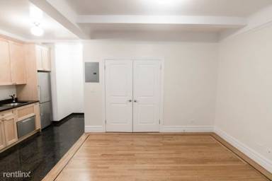 Main picture of 115 E 92nd St