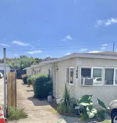 Main picture of 1464 Morena Blvd