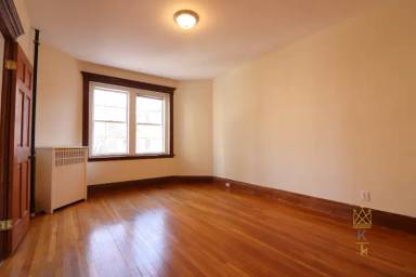 Main picture of 5 Fuller St