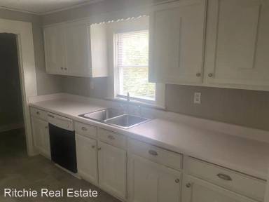 Main picture of 2531 Linda Dr