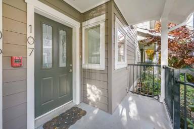 Main picture of 7322 Rainier Ave S