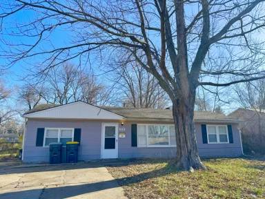 Main picture of 10721 Cambridge Ave