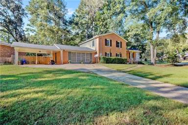 Main picture of 1898 Rollingwood Dr SE