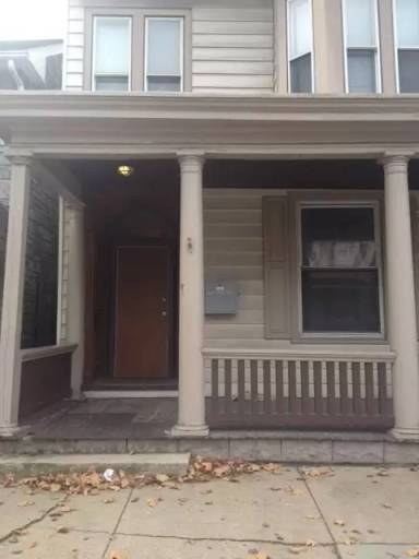 Main picture of 368 S 2nd St