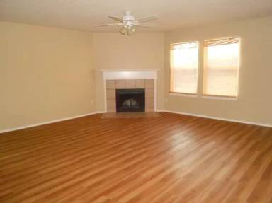 Main picture of 9512 George Washington Dr