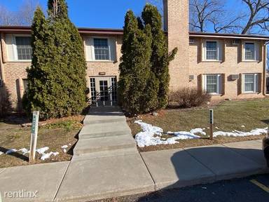 Main picture of 4412 Cedar Lake Rd S