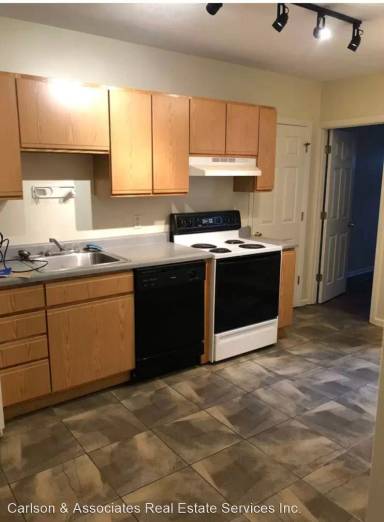 Main picture of 2223 Jane St