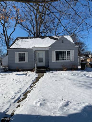 Main picture of 1742 Quentin Ave