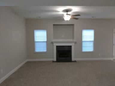 Main picture of 7108 Blossom Cir