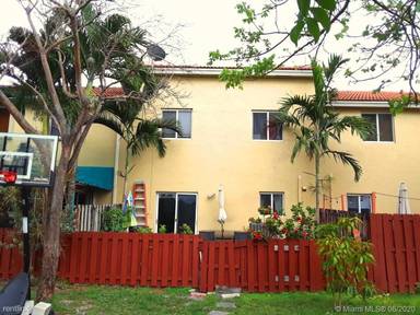 Main picture of 7175 NW 173rd Dr