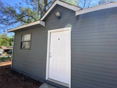 Main picture of 3702 Penny St SW