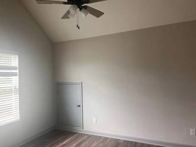 Main picture of 721 Buddy Ct