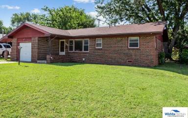 Main picture of 8125 E Zimmerly St