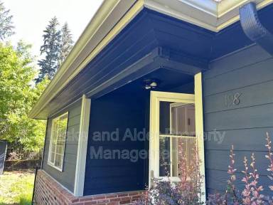 Main picture of 198 NE 157th Ave