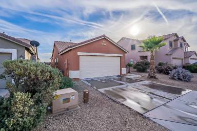 Main picture of 35663 W Velazquez Dr