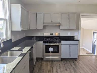 Main picture of 42 Goldsmith Ave