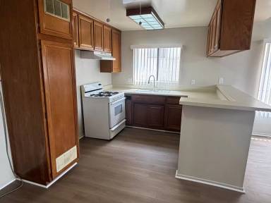 Main picture of 5234 Cartwright Ave