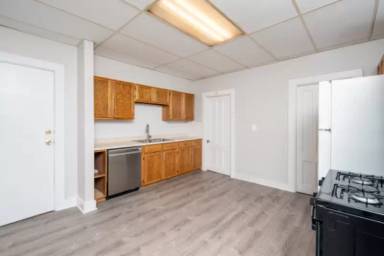 Main picture of 56 Thompson St